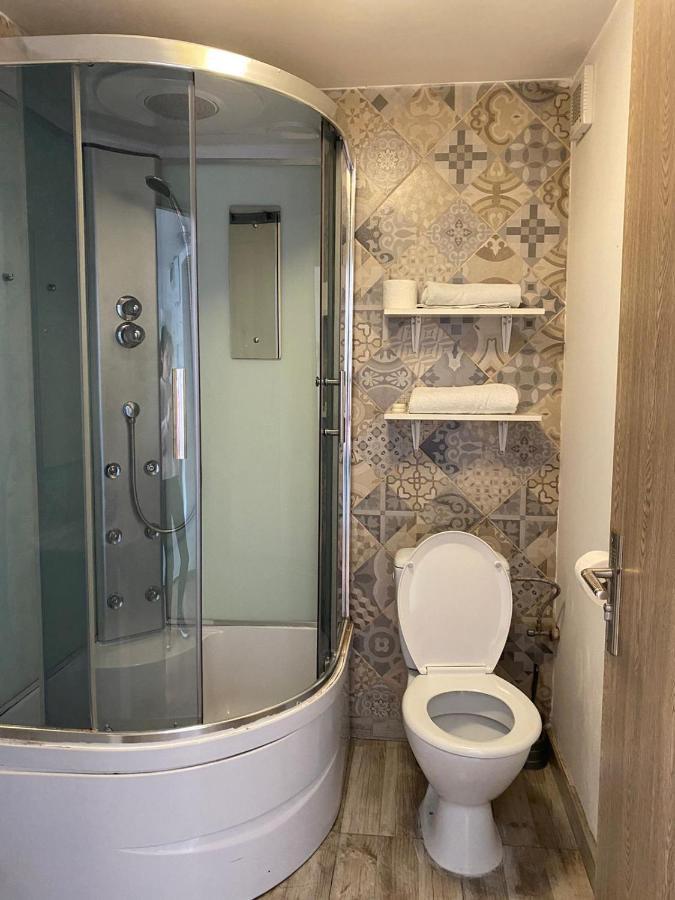 Apartament Piata Amzei Nr.1 Bucureşti